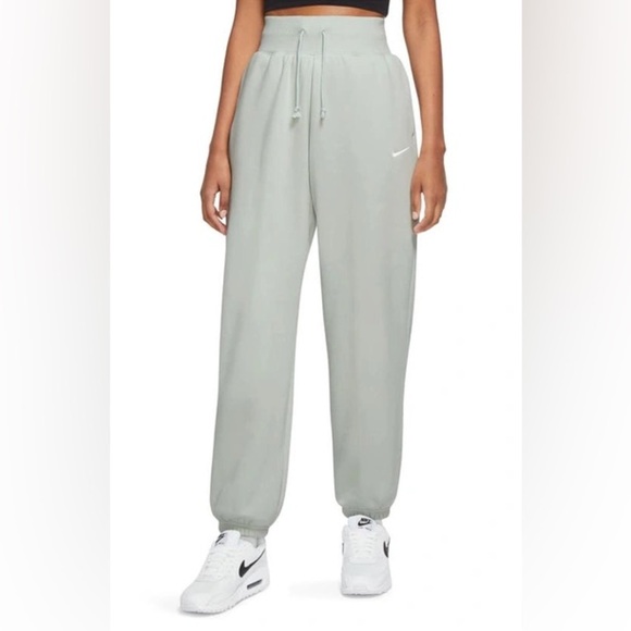 Nike Sportswear Phoenix Fleece Jogger Sweatpants in Light Silver / Sail - Picture 1 of 5